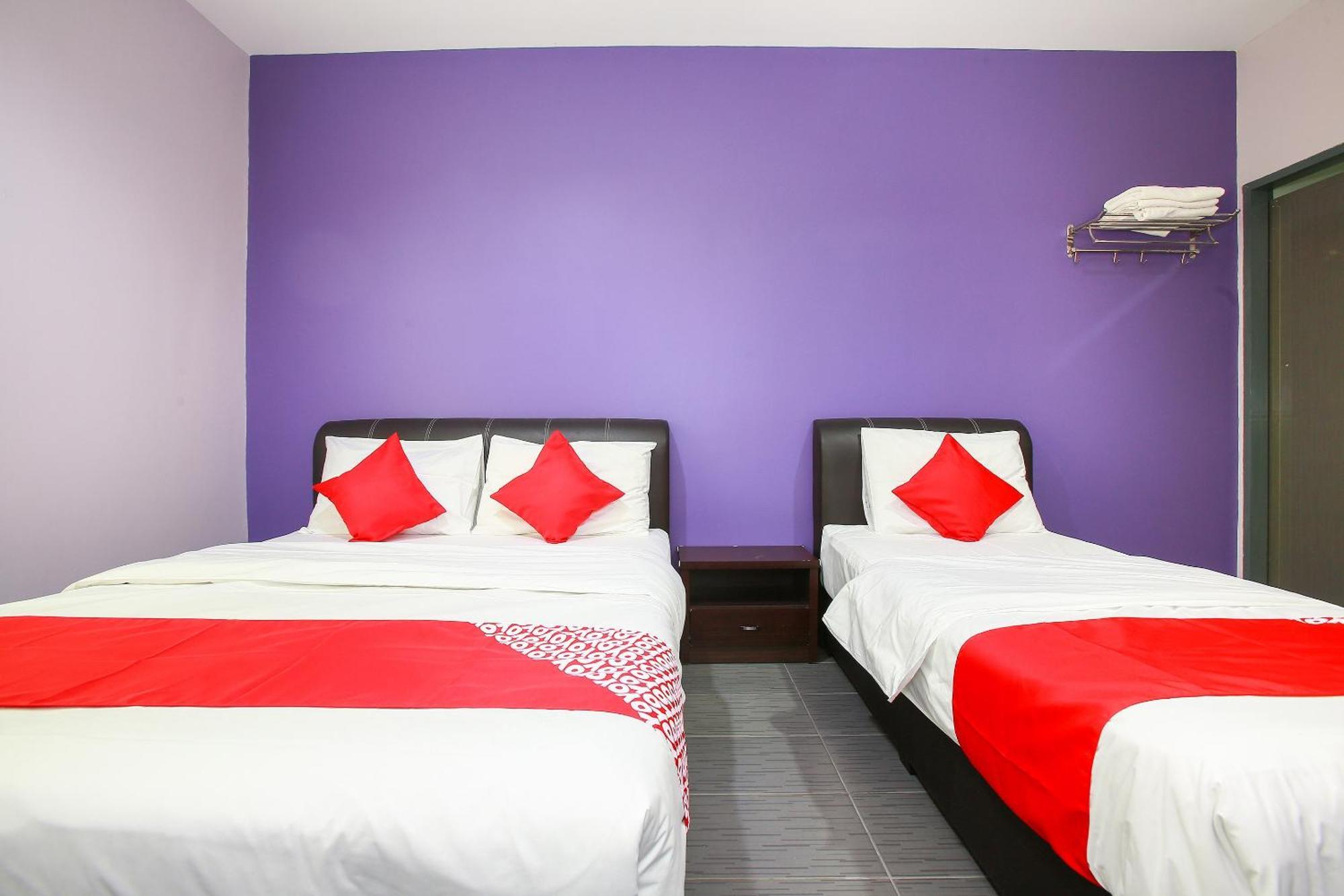 Oyo 89332 De Hotel Teluk Intan Eksteriør bilde